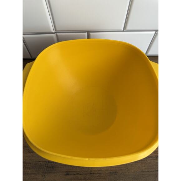 Vtg Yellow Tupperware Servalier 8" Square Bowl 1970's - Picture 4 of 8